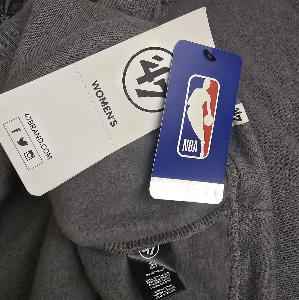 San Antonio Spurs Hoodie - Picture 6 of 11